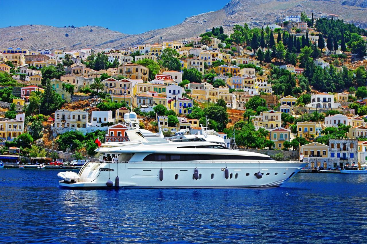Captain George Apartment Symi Bagian luar foto