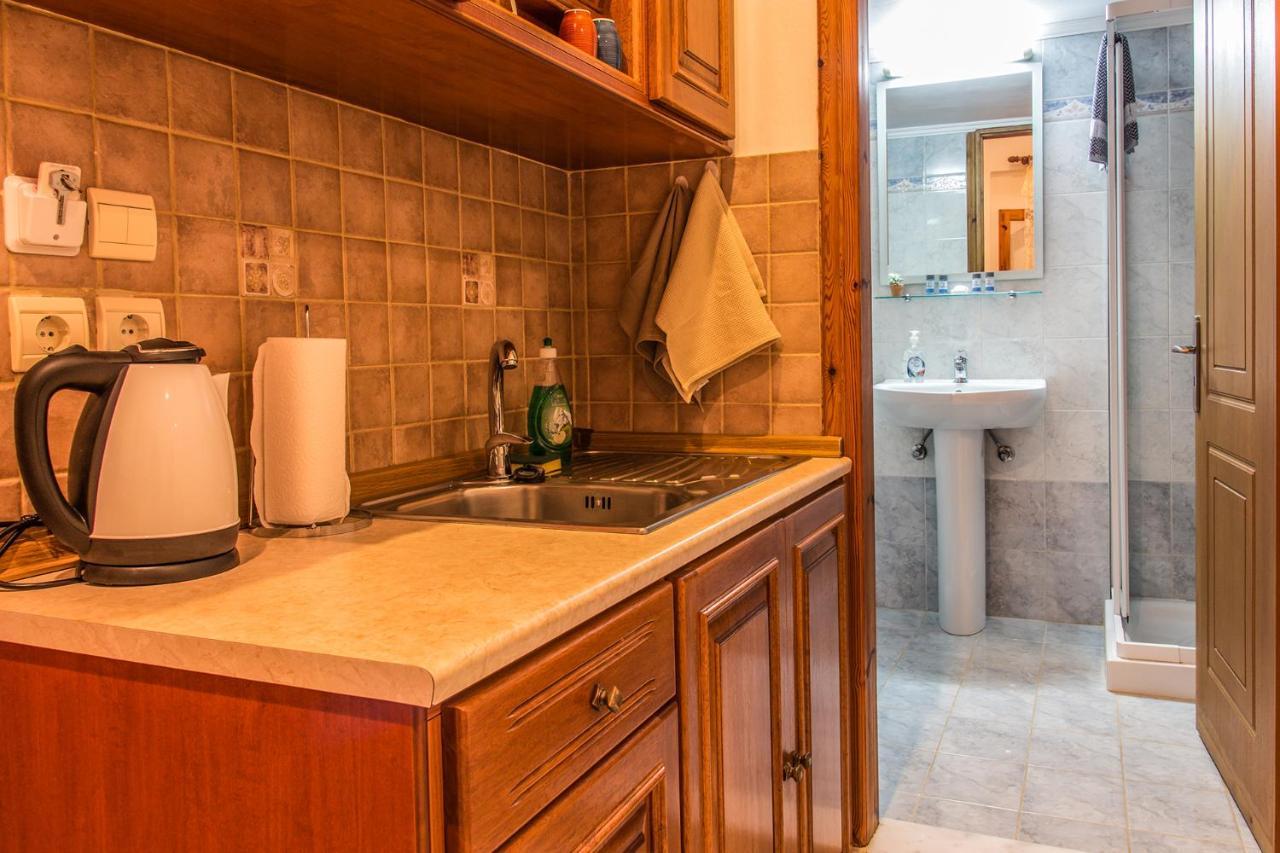 Captain George Apartment Symi Bagian luar foto