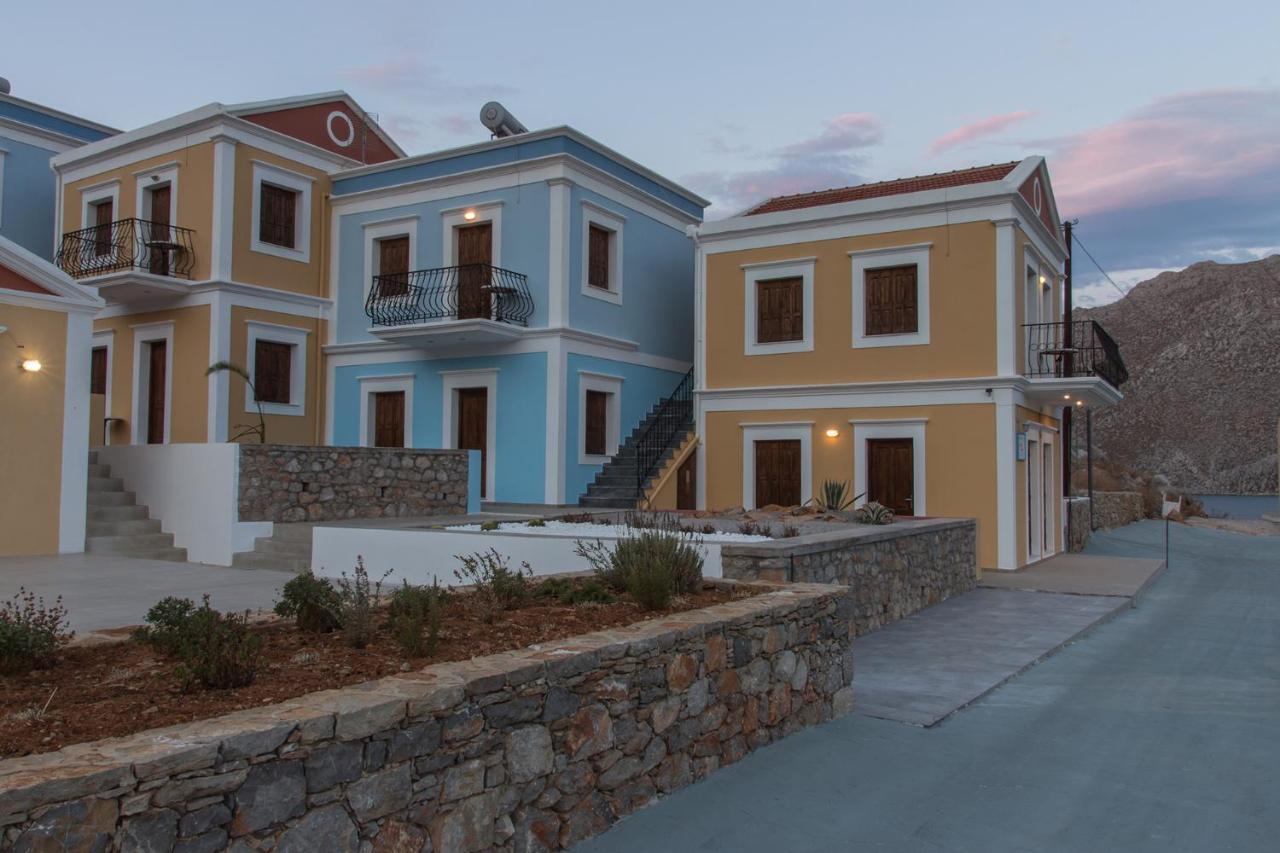 Captain George Apartment Symi Bagian luar foto
