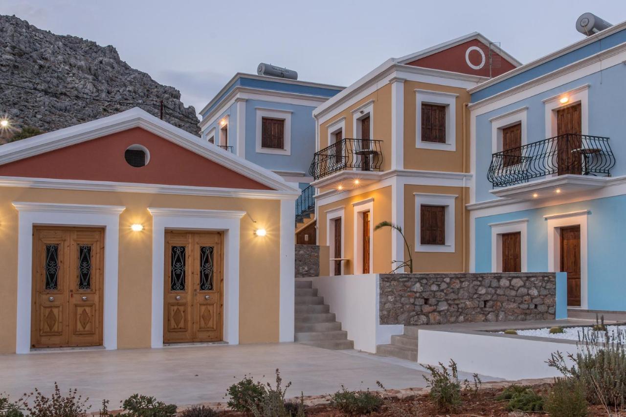 Captain George Apartment Symi Bagian luar foto