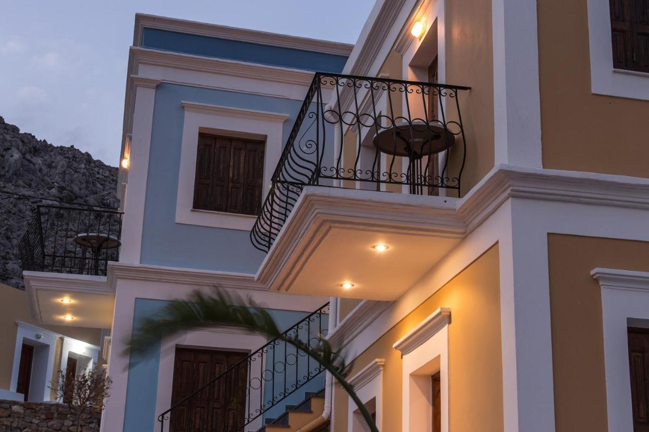 Captain George Apartment Symi Bagian luar foto