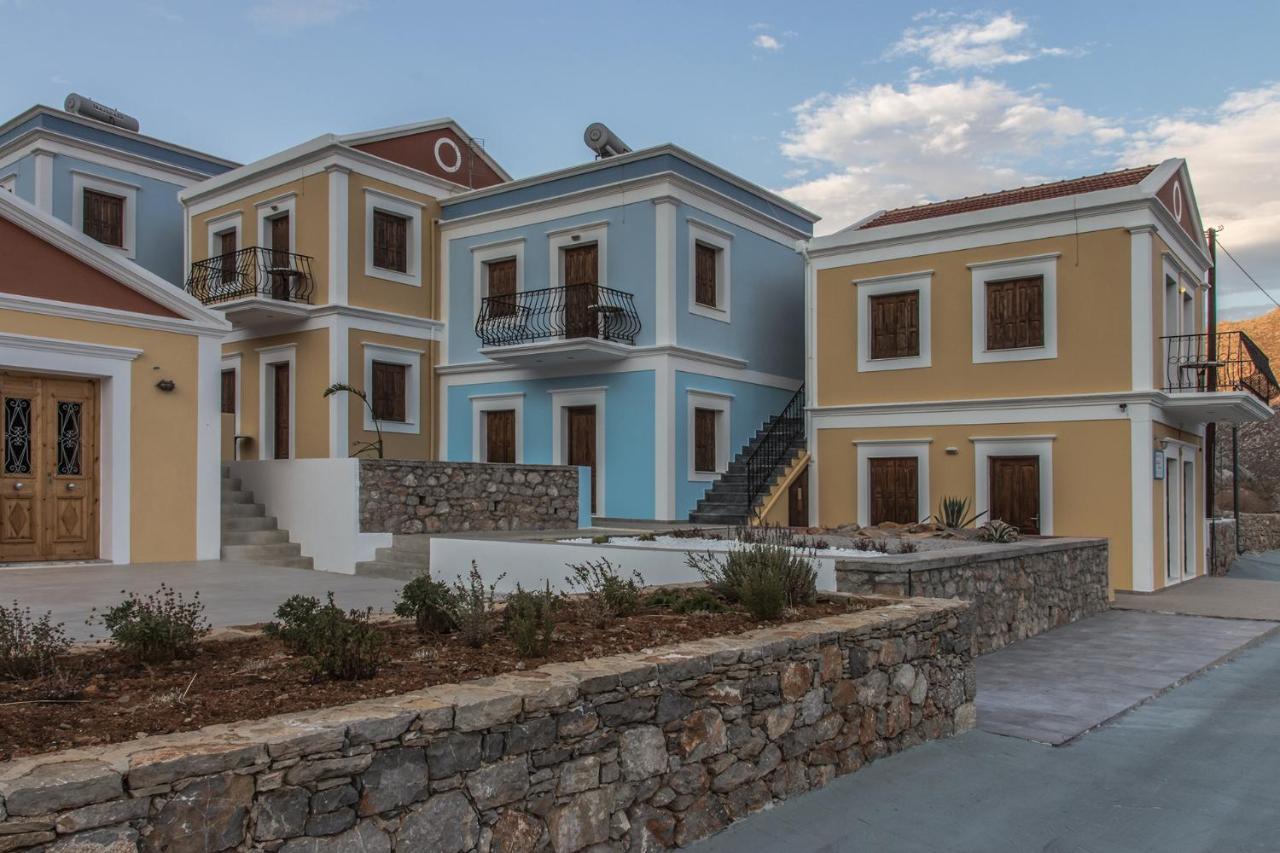 Captain George Apartment Symi Bagian luar foto